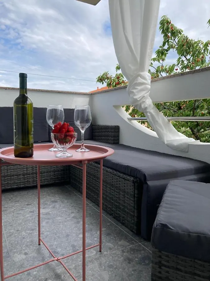 Apartmani Maestral Dobropoljana Chorvatsko