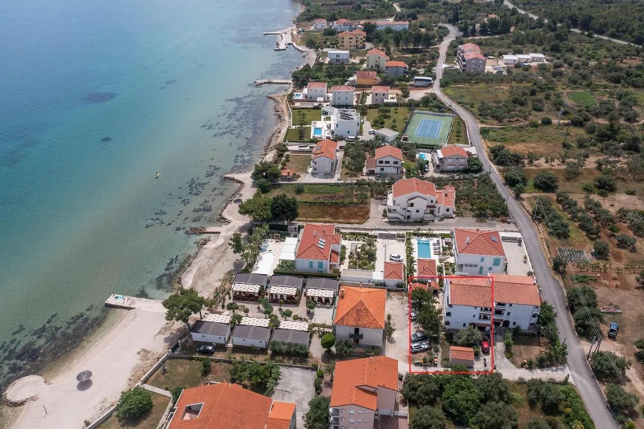 Apartmani Maestral Dobropoljana 0*,  Croazia