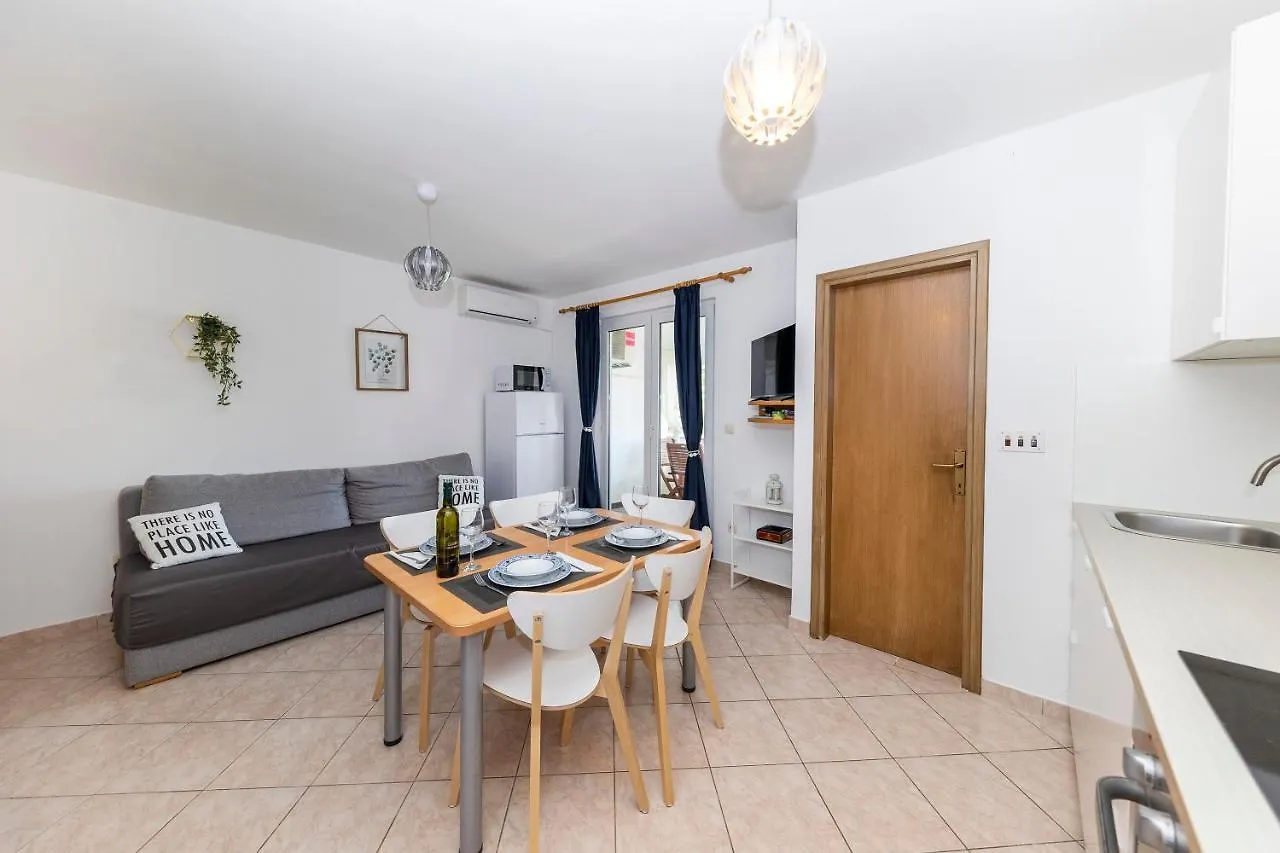 Appartamento Apartmani Maestral Dobropoljana